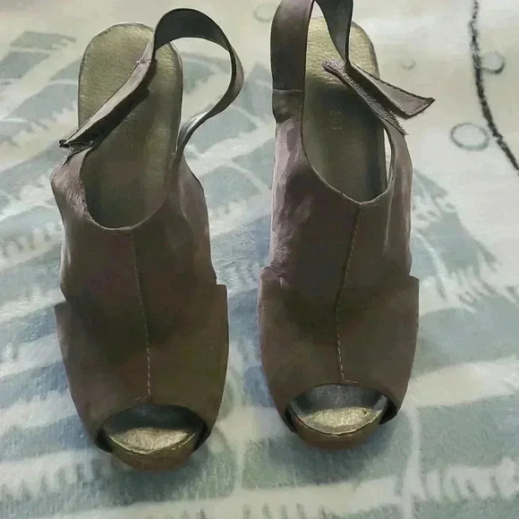 Nine West Shoes - Heels by Nine West.  Sz 8.